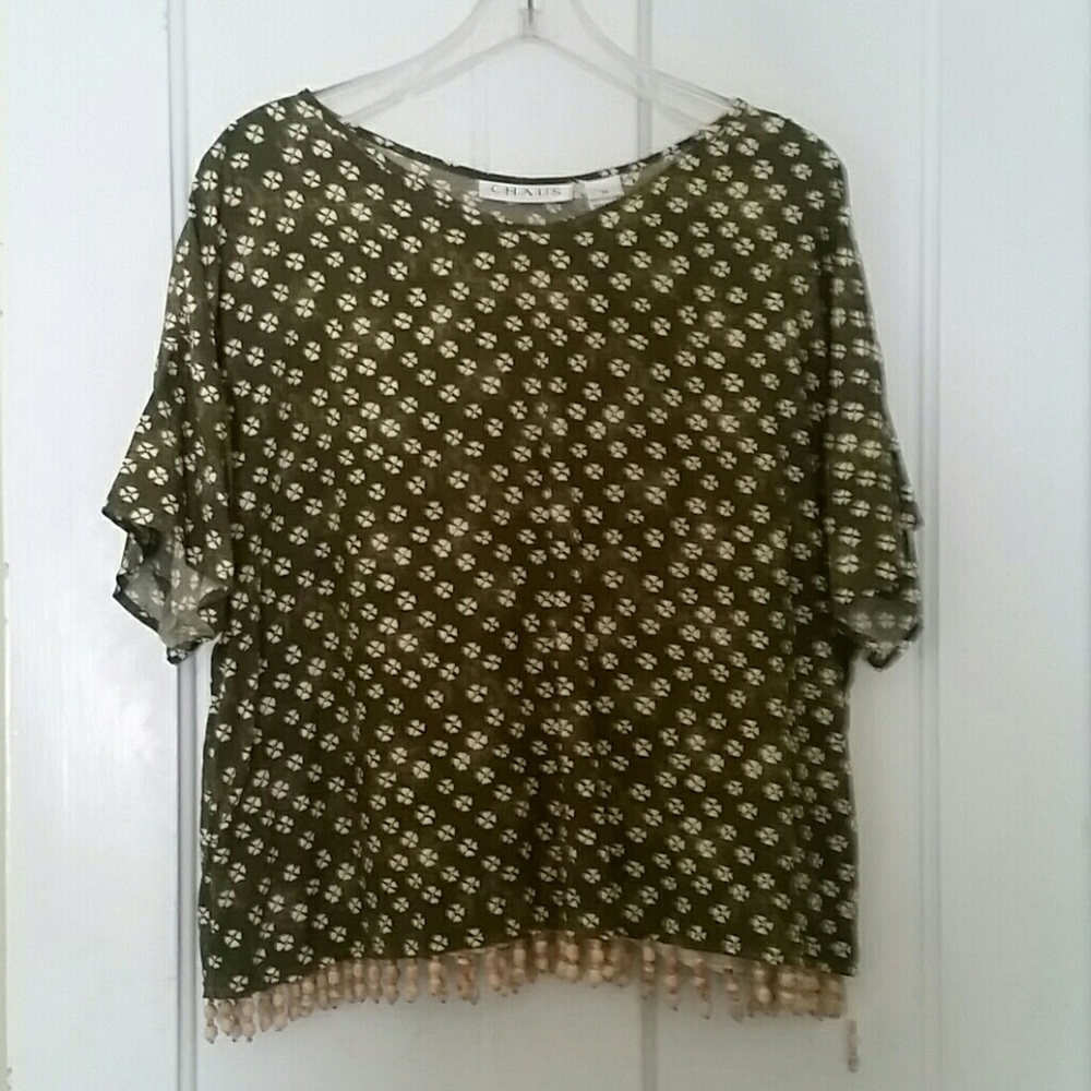 Chaus top